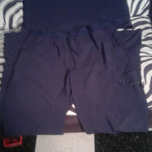 Urbane scrubs worn once - Picture 2 of 6